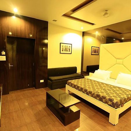 Hotel Harmony Ádzsmir Kültér fotó