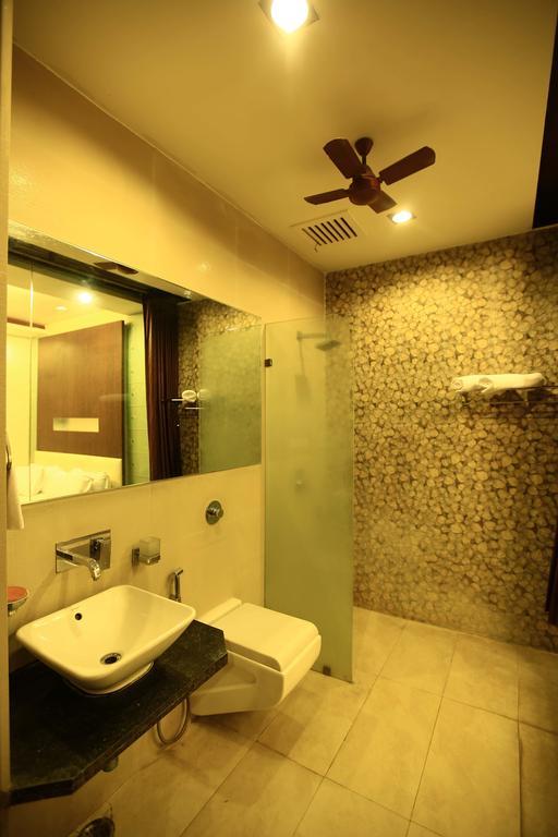 Hotel Harmony Ádzsmir Kültér fotó
